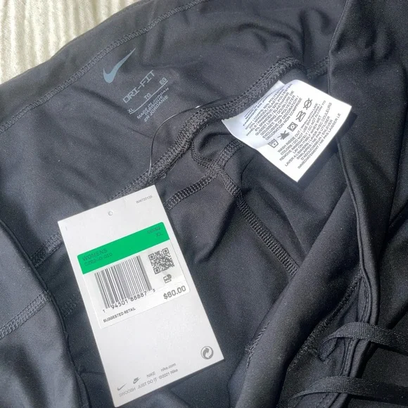 NWT Nike Dri Fit Black Legging size XL - Picture 3 of 3